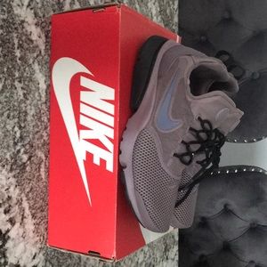 Women’s Nike Presto Fly 8 Dusty Purple